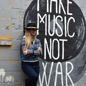 Meet your Posher, Kristina